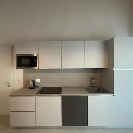 Woody Penthouse Sea View - Agenzia Cocal Apartman *